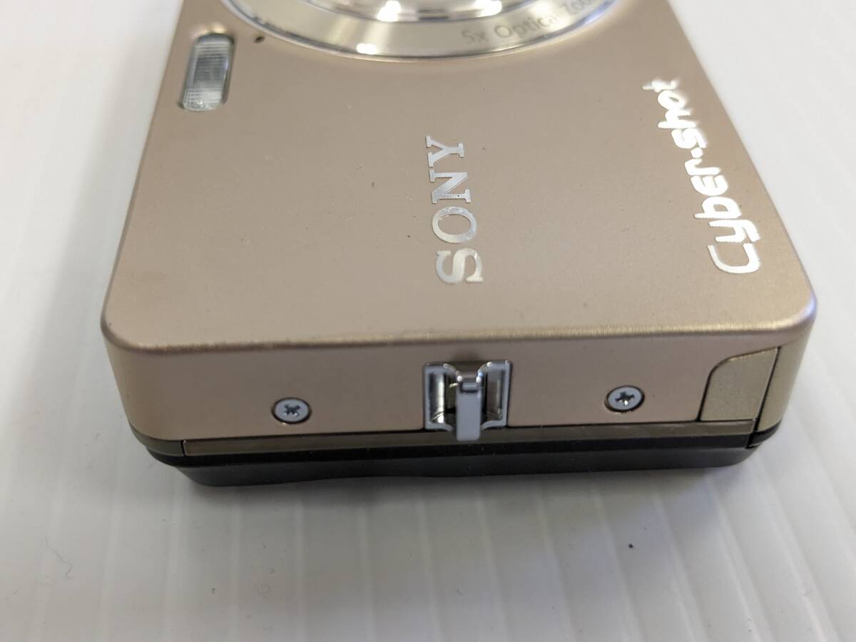 【 動作不能 ケース付き 本体美品 】SONY Cyber-shot DSC-WX1 コンパクトデジタルカメラ ソニー サイバーショット デジカメ（☆77）_画像4