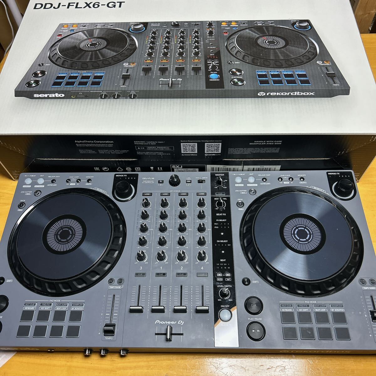 Pioneer DJコントローラー DDJ-FLX6-GT 中古_画像1