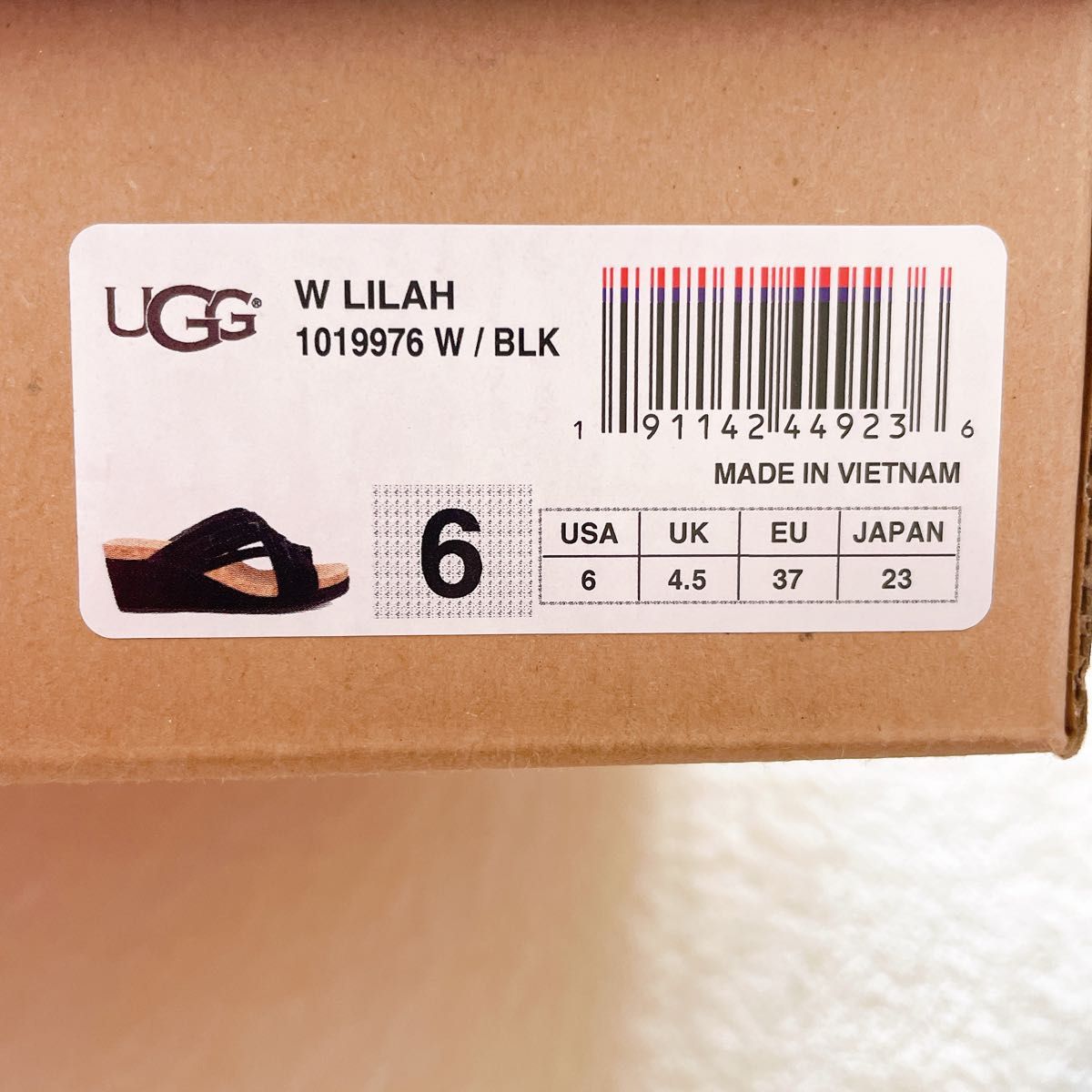 UGG アグ サンダル Lilah ライラ ウェッジソール レザーサンダル UGG アグ サンダル Lilah ライラ ウェッジソール レザーサンダル