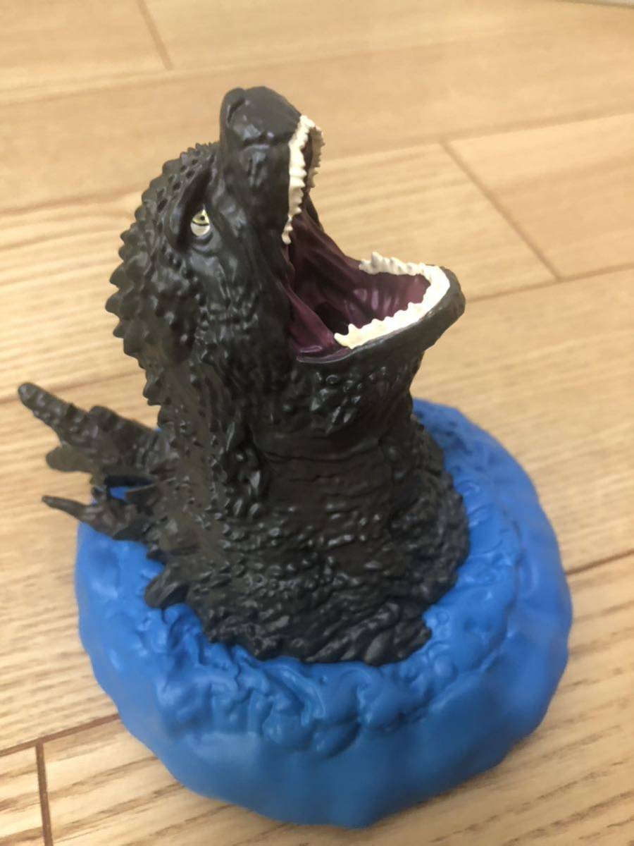  Godzilla -1.0topa- figure movie theatre theater limitation figure navy blue starter .n drink privilege not for sale Godzilla minus one 2023 hard-to-find 