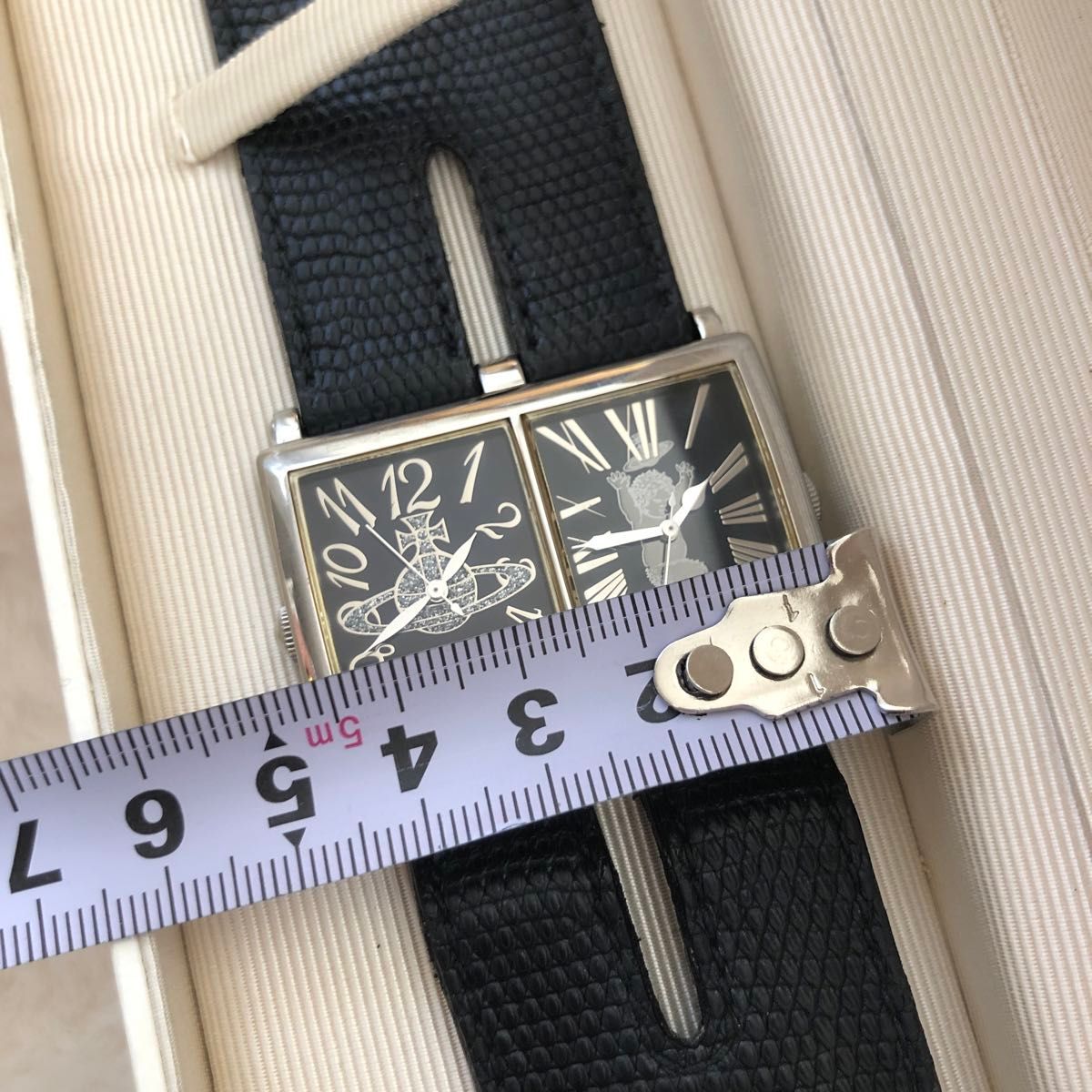 ヴィヴィアンウエストウッド ダブルフェイス 腕時計 電池新品 ヴィヴィアンウエストウッド ダブルフェイス 腕時計 電池新品