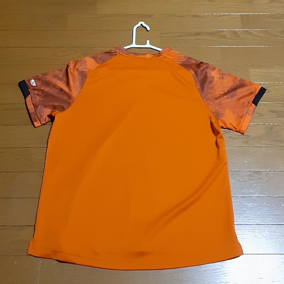卓球バタフライシャツオレンジL2