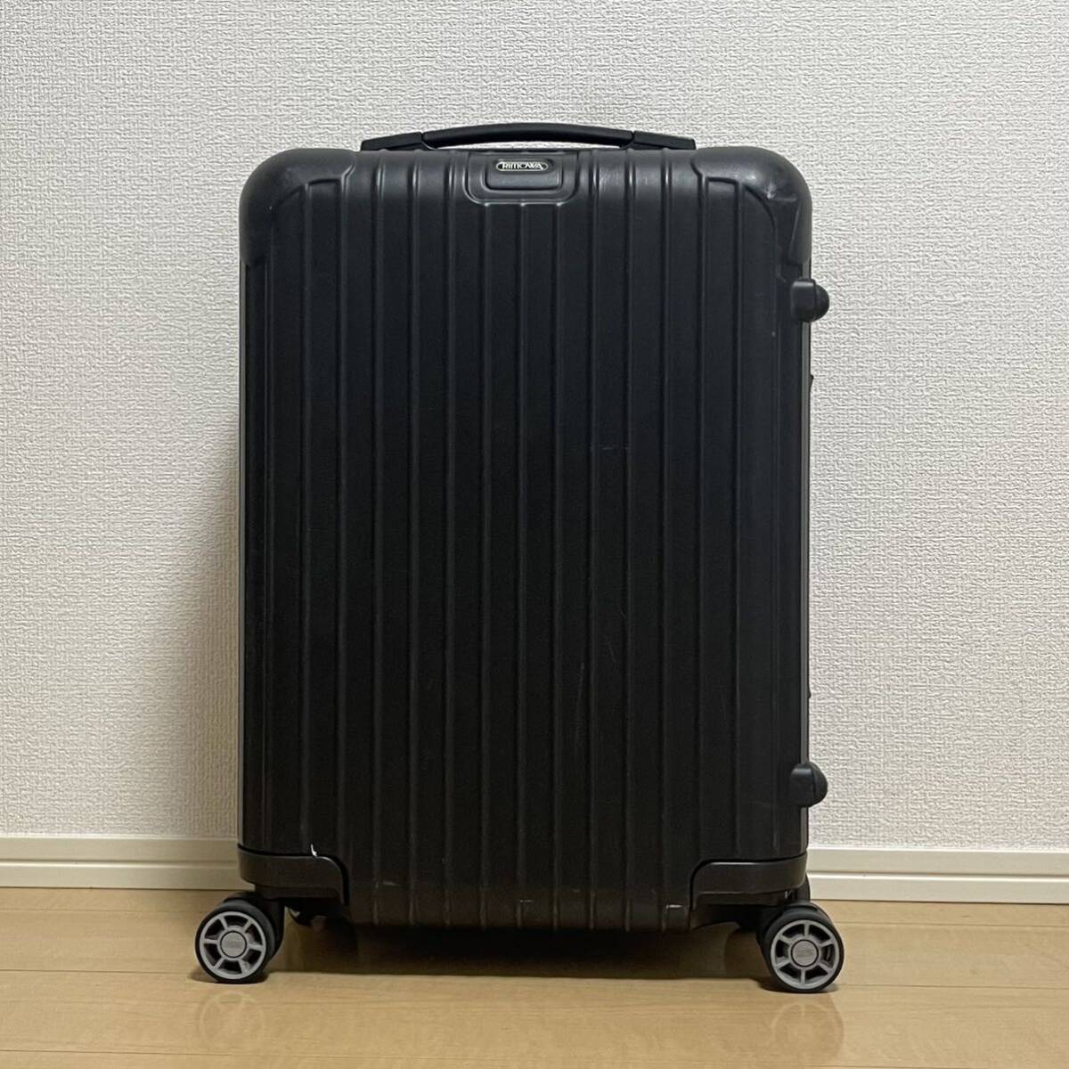 1円 ◎ RIMOWA リモワ スーツケース SALSA サルサ 32L TSAロック キャリーケース マルチホイール 4輪 マットブラック 810.52 機内持ち込み_画像2