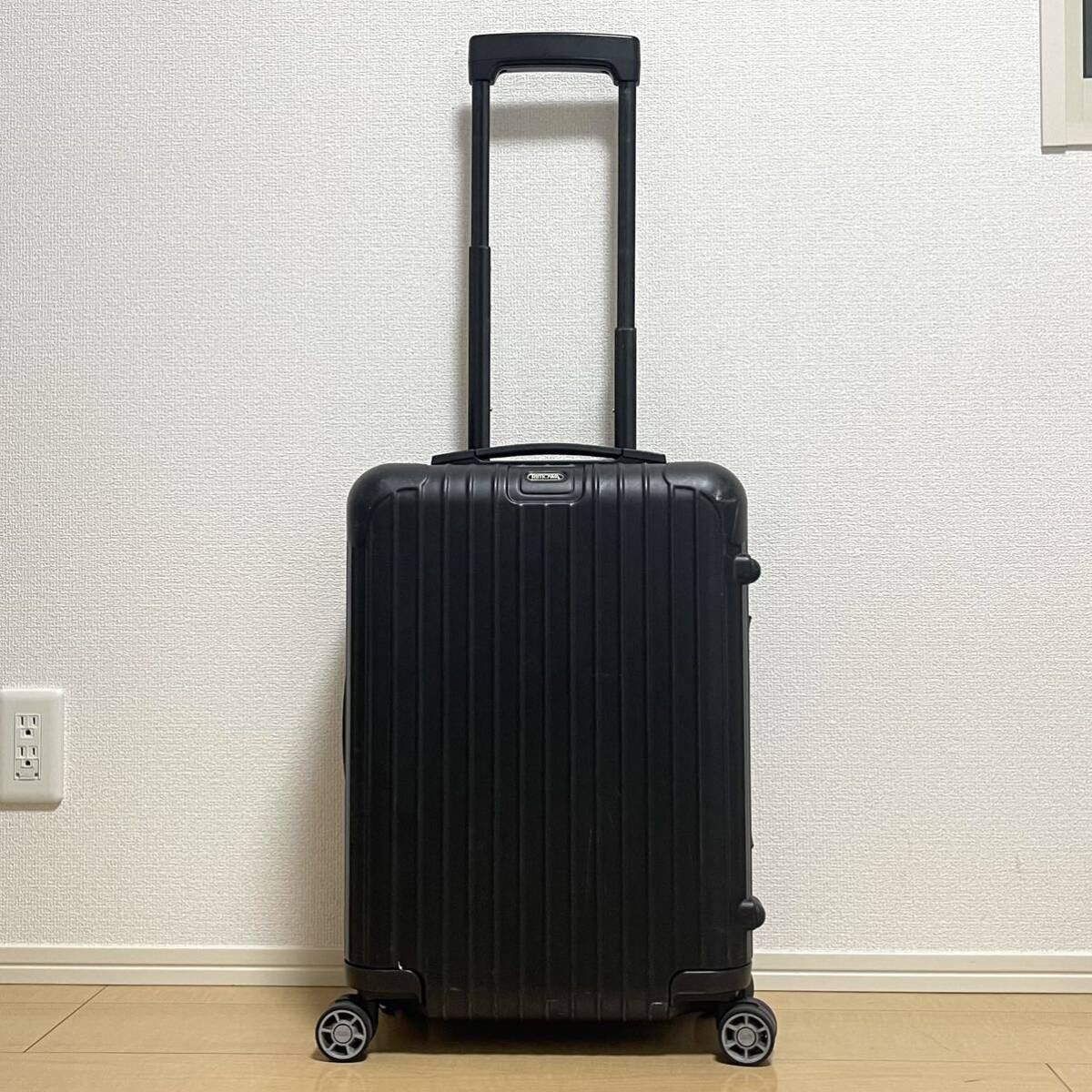 1円 ◎ RIMOWA リモワ スーツケース SALSA サルサ 32L TSAロック キャリーケース マルチホイール 4輪 マットブラック 810.52 機内持ち込み_画像5