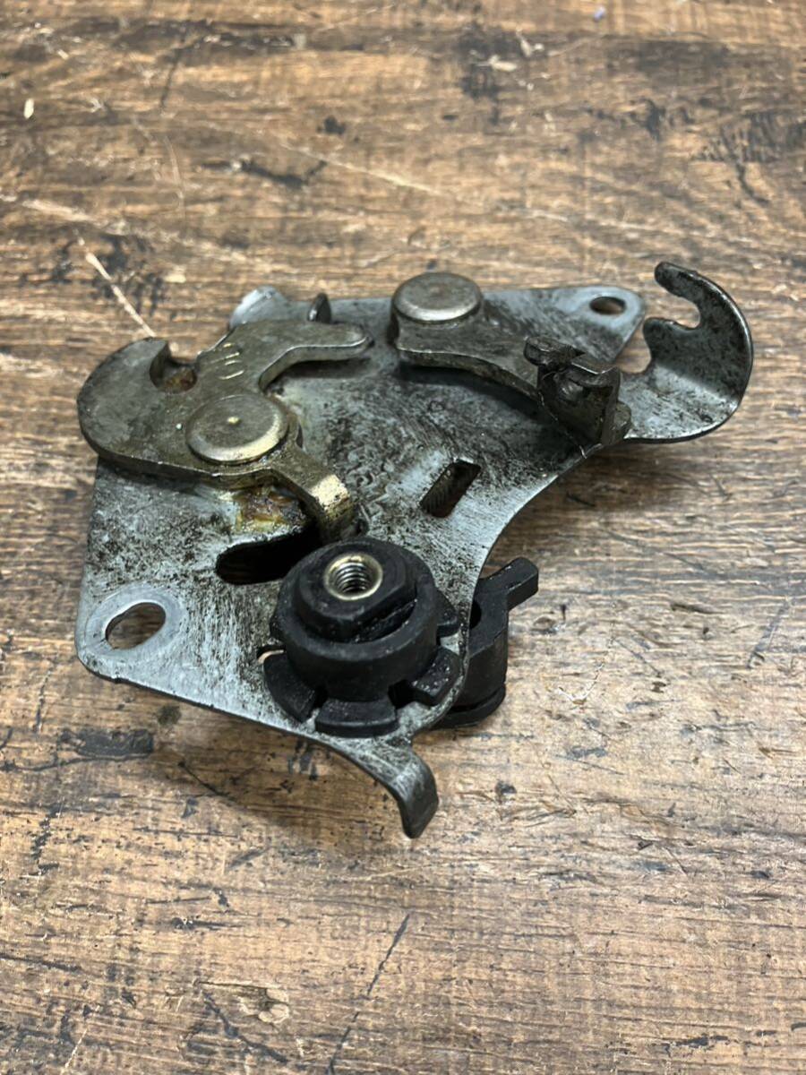 343】 実動 AF35 AF34 ライブDio 純正 シートロック シート 343】 実動 AF35 AF34 ライブDio 純正 シートロック シート