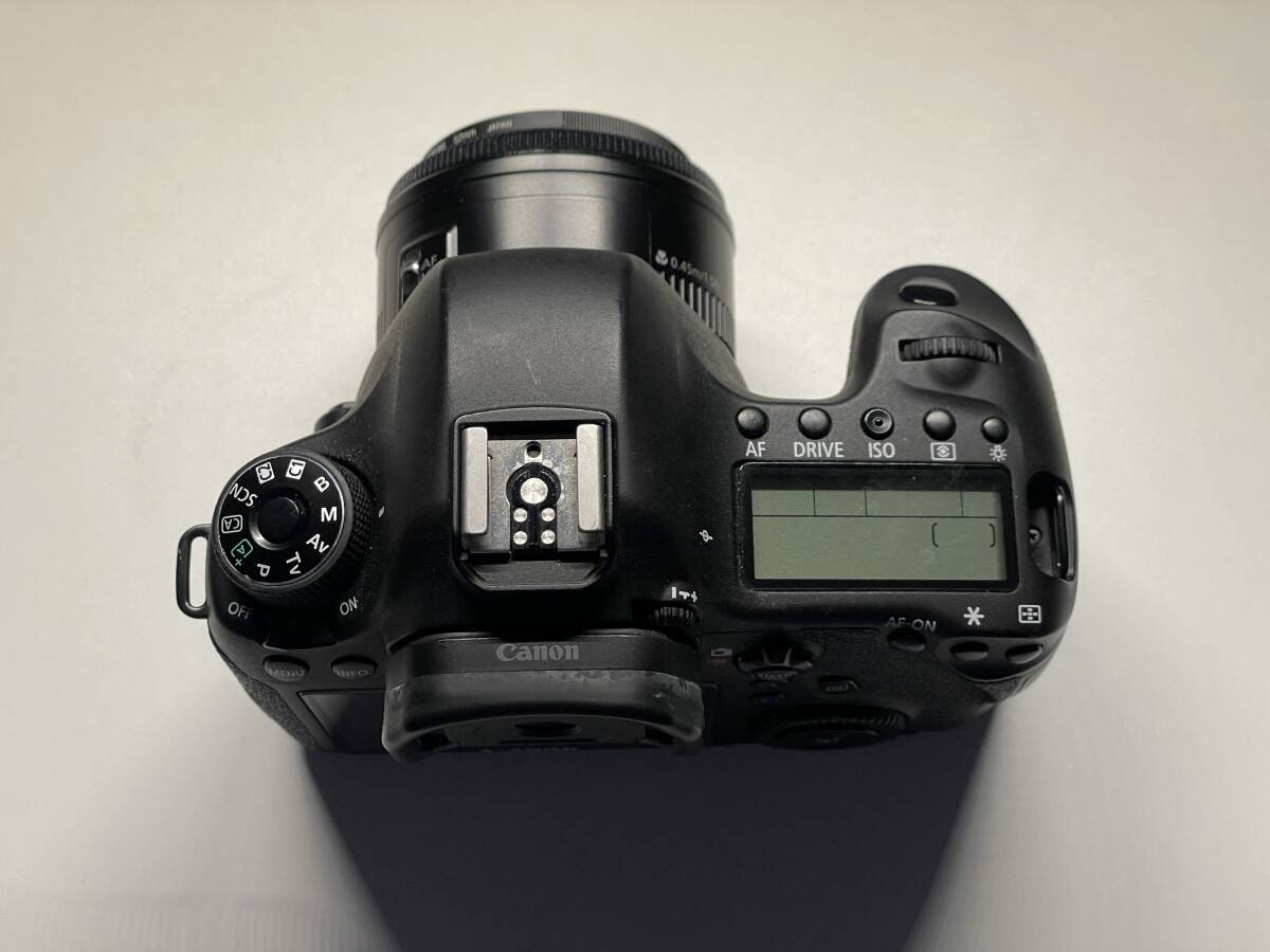 【美品！】Canon EOS 6D　ボディ【おまけレンズ付き！】_画像2