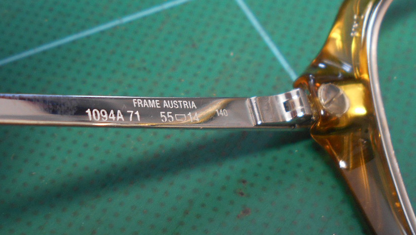 昭和末期~平成初期製造か○デッドストック 新品のレトロ眼鏡 昭和末期~平成初期製造か○デッドストック 新品のレトロ眼鏡