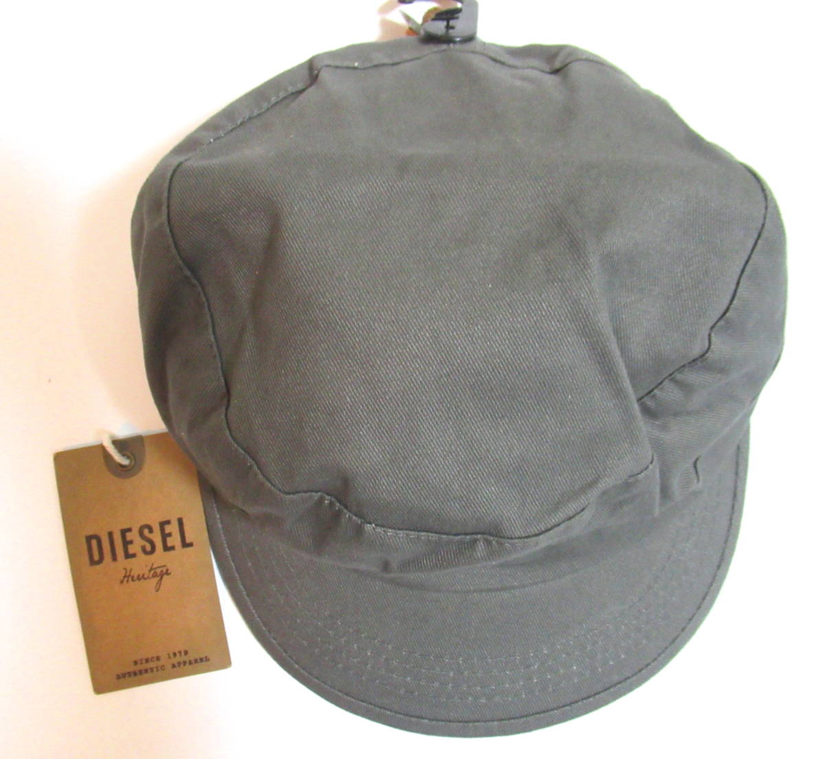 新品未使用　ディーゼル　DIESEL フリーサイズ　キャップ_画像2