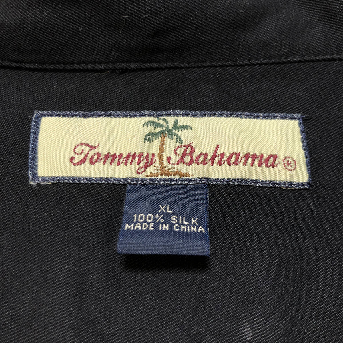 USA 古着 トミーバハマ アロハシャツ キャンプシャツ 開襟 オープンカラー シルク 刺繍 ブラック 黒 メンズXL BF1648