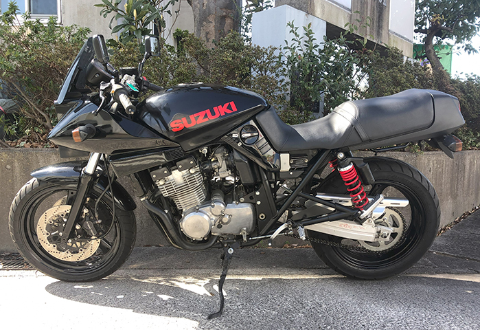 SUZUKI GSX400S 刀 KATANA　エンジン現在不動_画像2