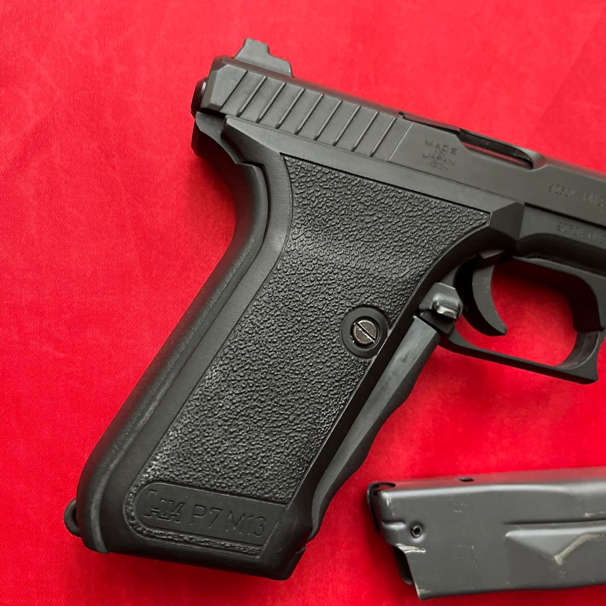 MGC H&K P7M13 HW 美品 訳あり ガスブローバックガン|Yahoo MGC H&K P7M13 HW 美品 訳あり ガスブローバックガン|Yahoo