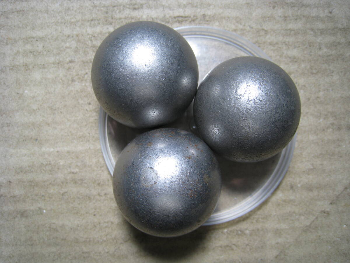 鉄球３球セット　直径約37㎜×3　重さ約202ｇ/１個　総重量約607ｇ　管理番号MC-84_画像2