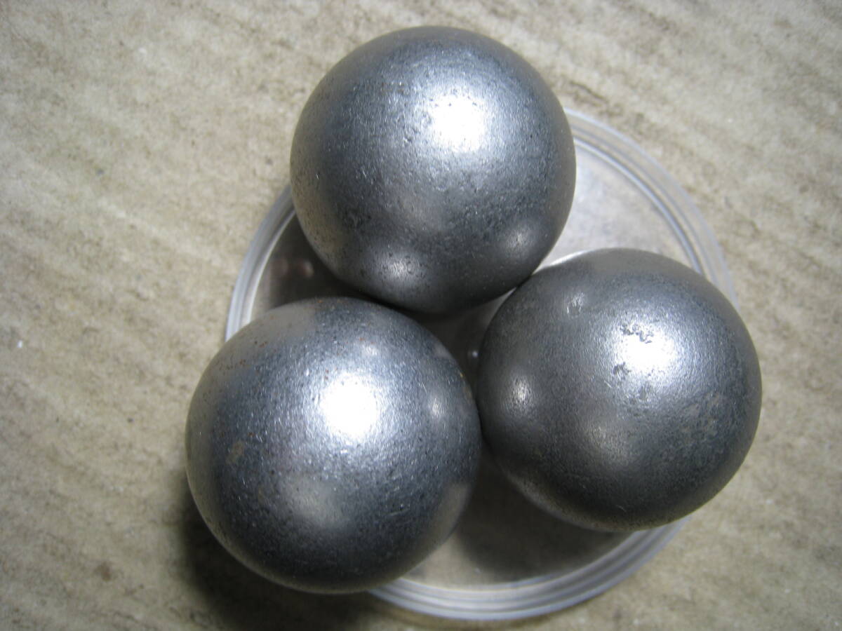 鉄球３球セット　直径約37㎜×3　重さ約202ｇ/１個　総重量約607ｇ　管理番号MC-84_画像4