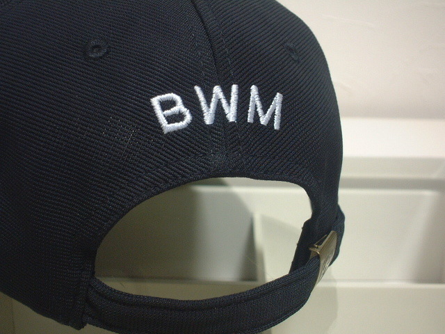 ★少～～～し★訳ありの★在庫一掃セールです★必見★ＢＭＷ★お洒落で★綺麗～で★上品～な★black＆white★キャップ★２個セット★新品★_画像10