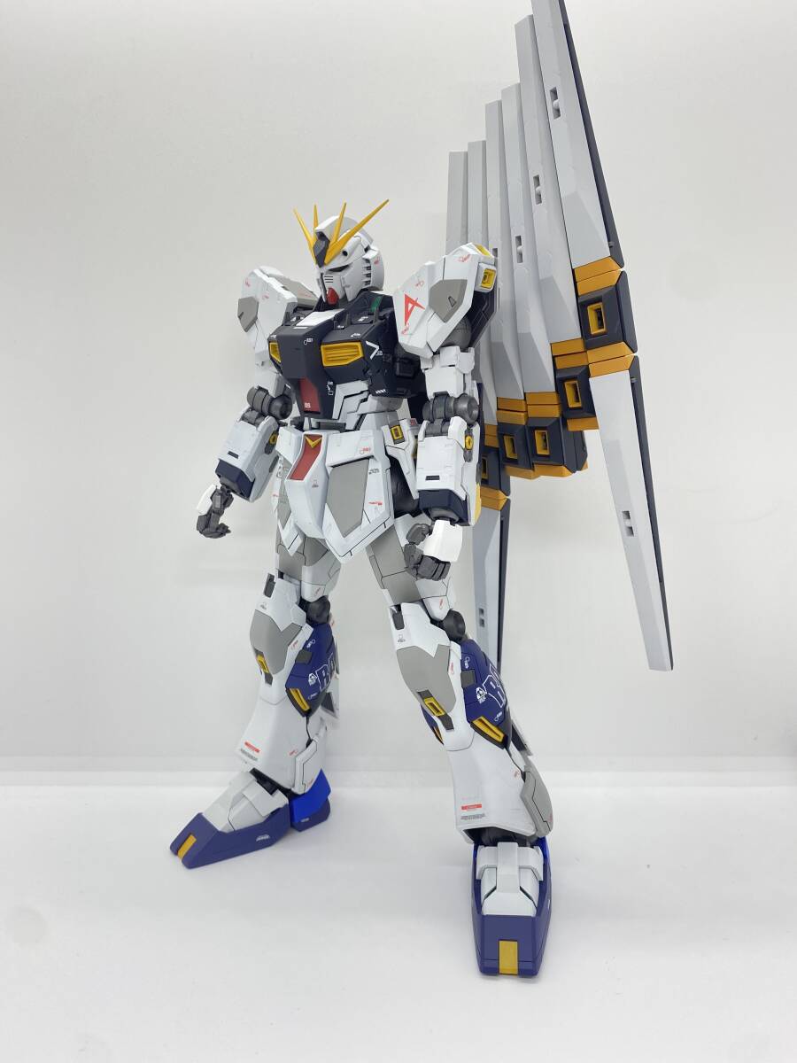 MG νガンダム　ver.ka 全塗装完成品_画像1