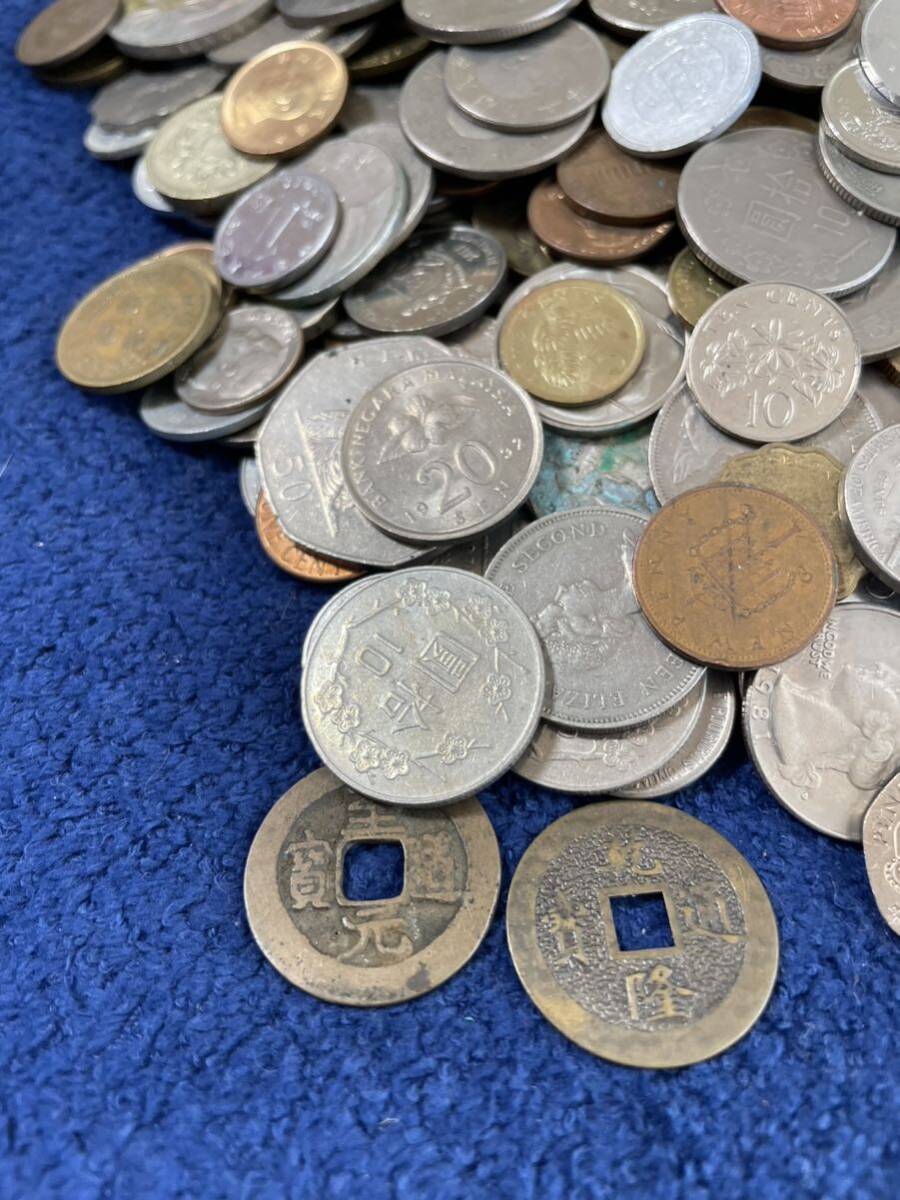 1円から　世界 外国 日本 古銭 一圓 アメリカドル ヨーロッパ アジアコイン 銀貨 硬貨 貨幣 外貨 まとめ 大量 約4.5KG _画像2