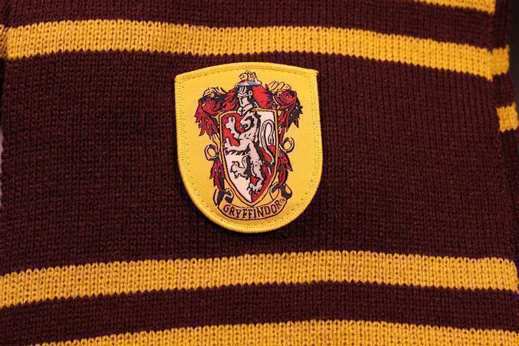 【匿名配送&補償付き】ハリーポッター グリフィンドールマフラー / Harry Potter Gryffindor designed scarf