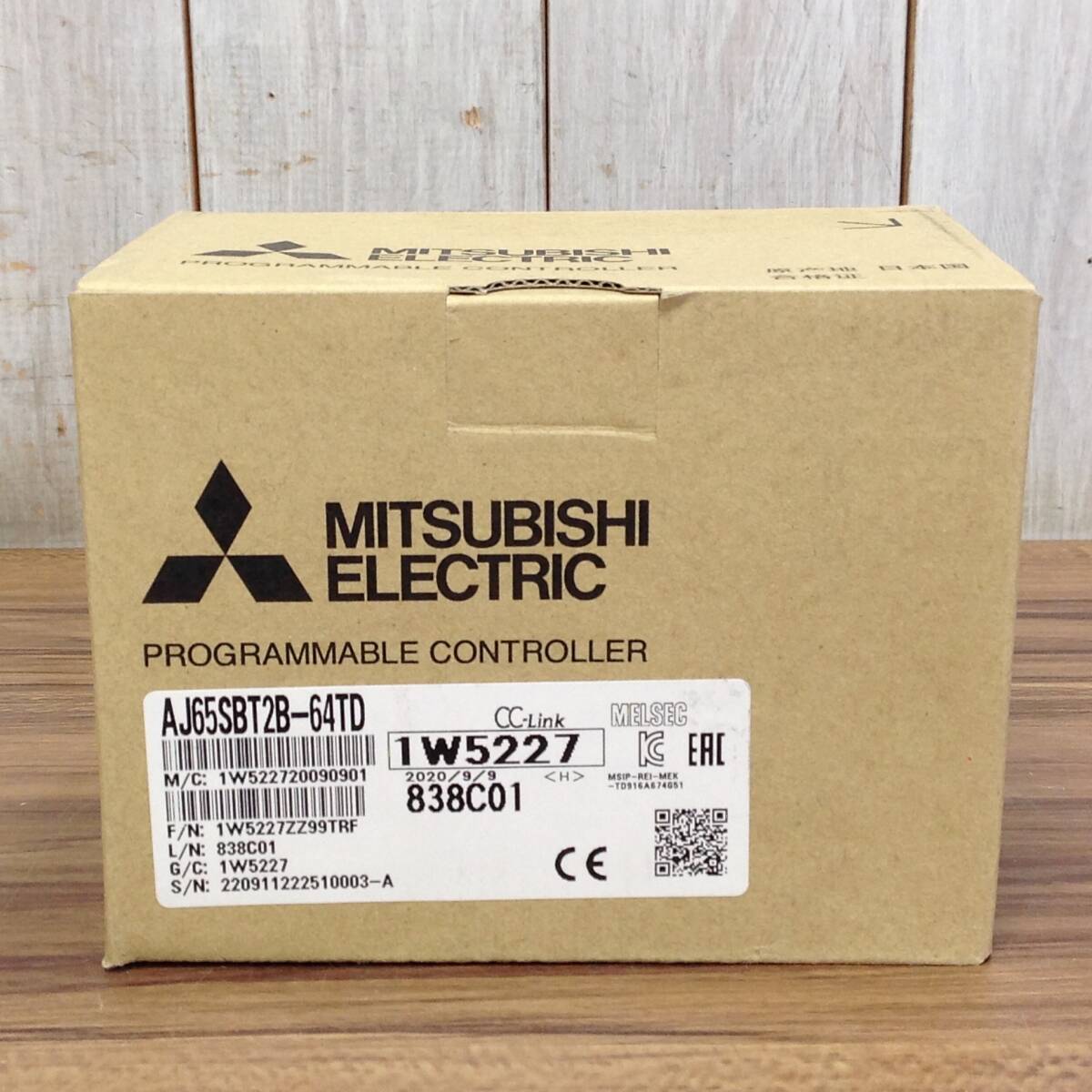 【AH-05464】未使用品 MITSUBISHI 三菱電機 CC-Link熱電対入力ユニット AJ65SBT2B-64TD 2020年製_画像1
