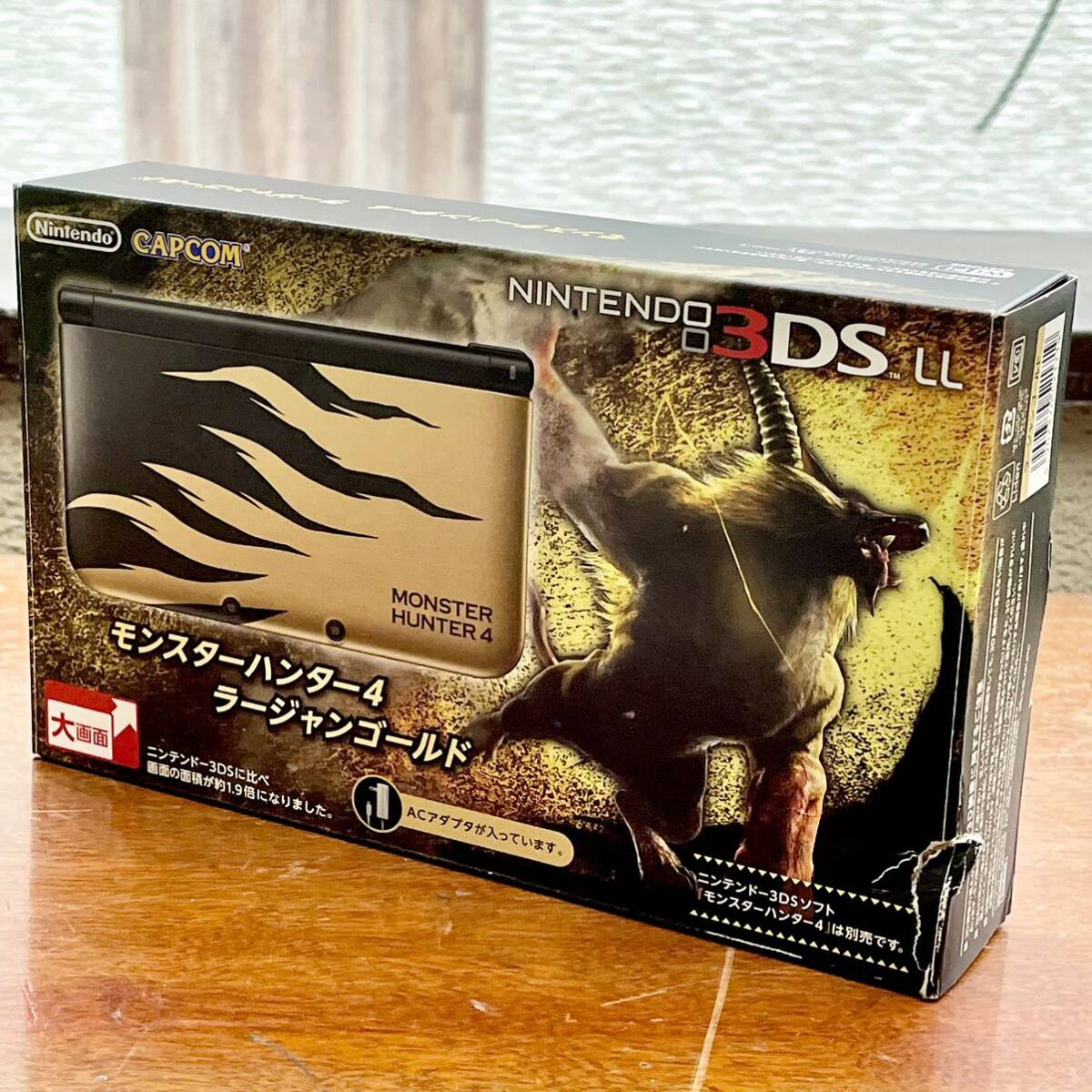 中古 Nintendo ニンテンドー 3DS LL 任天堂 モンスターハンター4 ラージャンゴールド CAPCOM モンハン 欠品あり 通電未確認_画像1