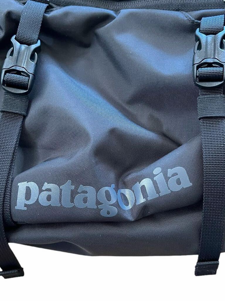 ★★★2022年製 patagonia パタゴニア ATOM アトム スリング ボディバッグ ワンショルダーバッグ 48262 FA22 黒ブラック★★★_画像3