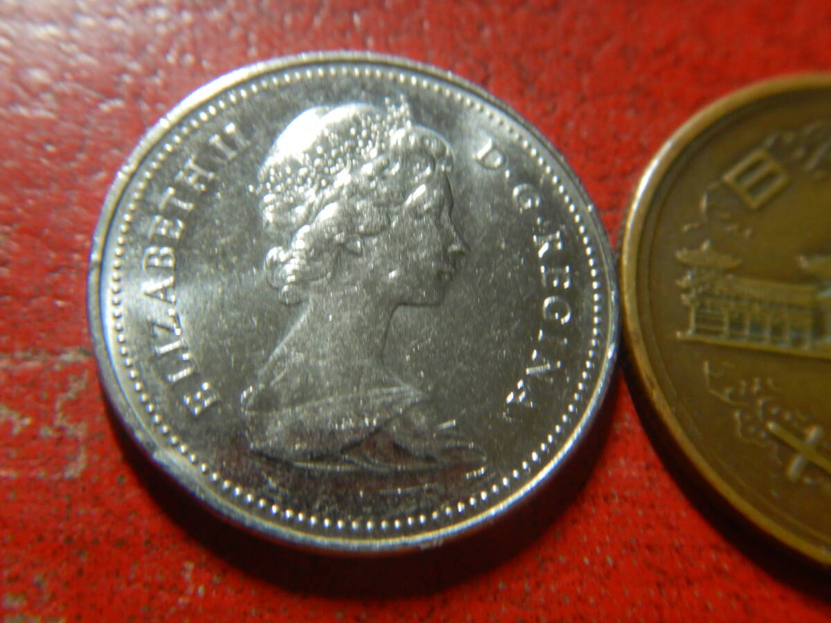 外国・カナダ／５セント・ニッケル貨（1982年）　240306_画像4