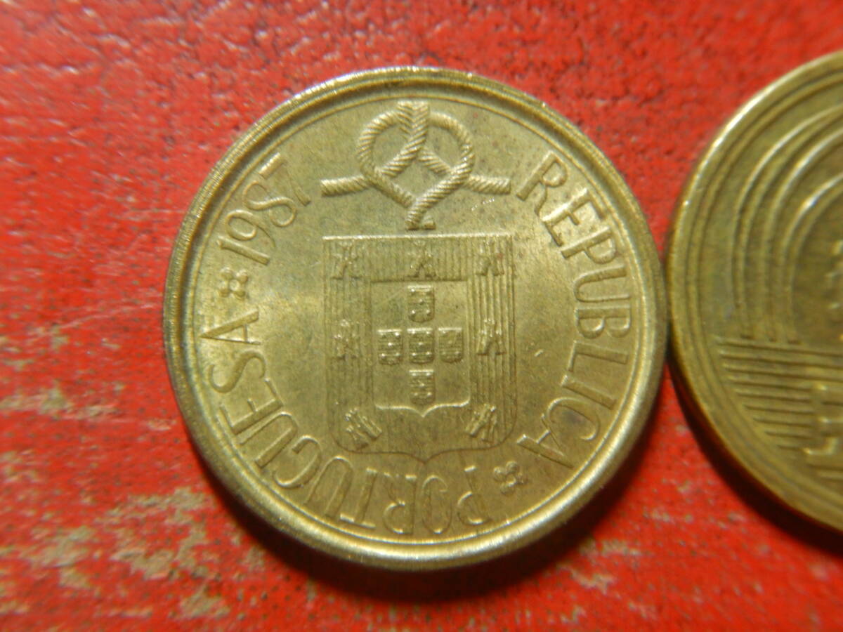 外国・ポルトガル／５エスクード・ニッケル黄銅貨（1987年）　240319_画像2