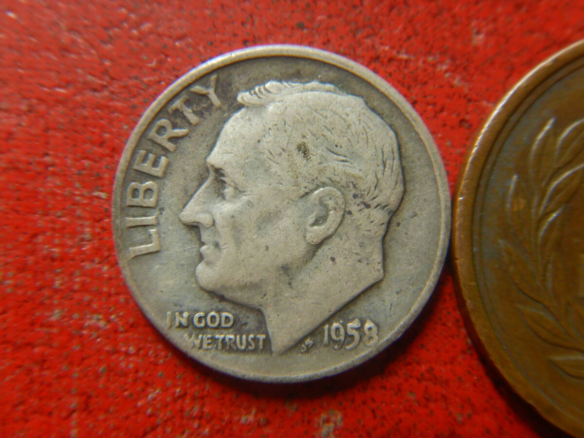 外国・ルーズベルト１０セント銀貨・１ダイム（1958年D）　240322_画像1