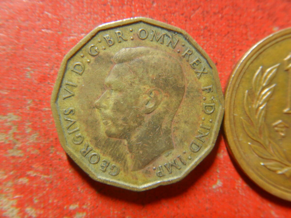 外国・イギリス／３ペンス・ニッケル黄銅貨（1941年）　240323_画像2