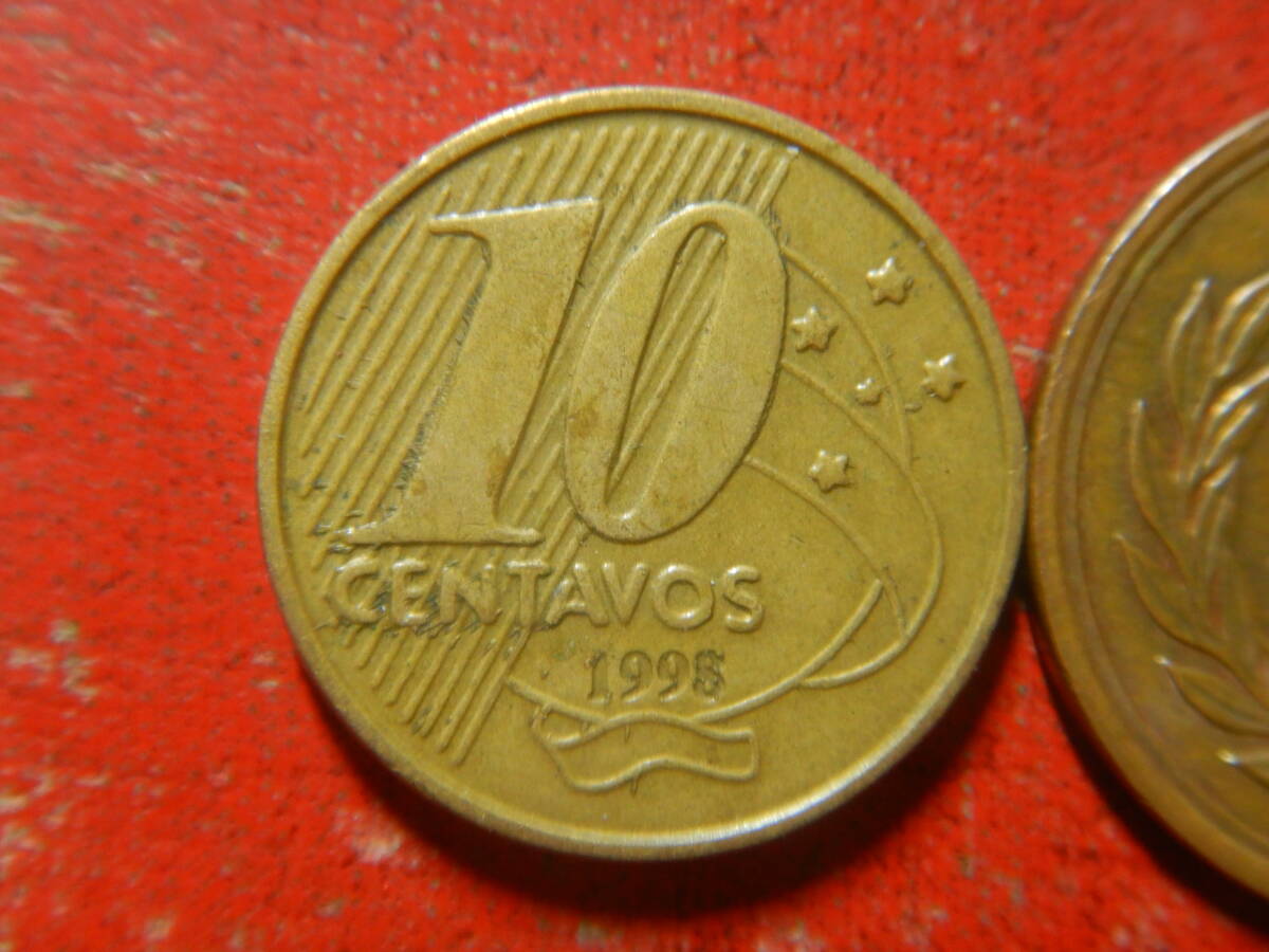 外国・ブラジル／１０センタボ黄銅張りスチール貨（1998年） 24032302の画像2