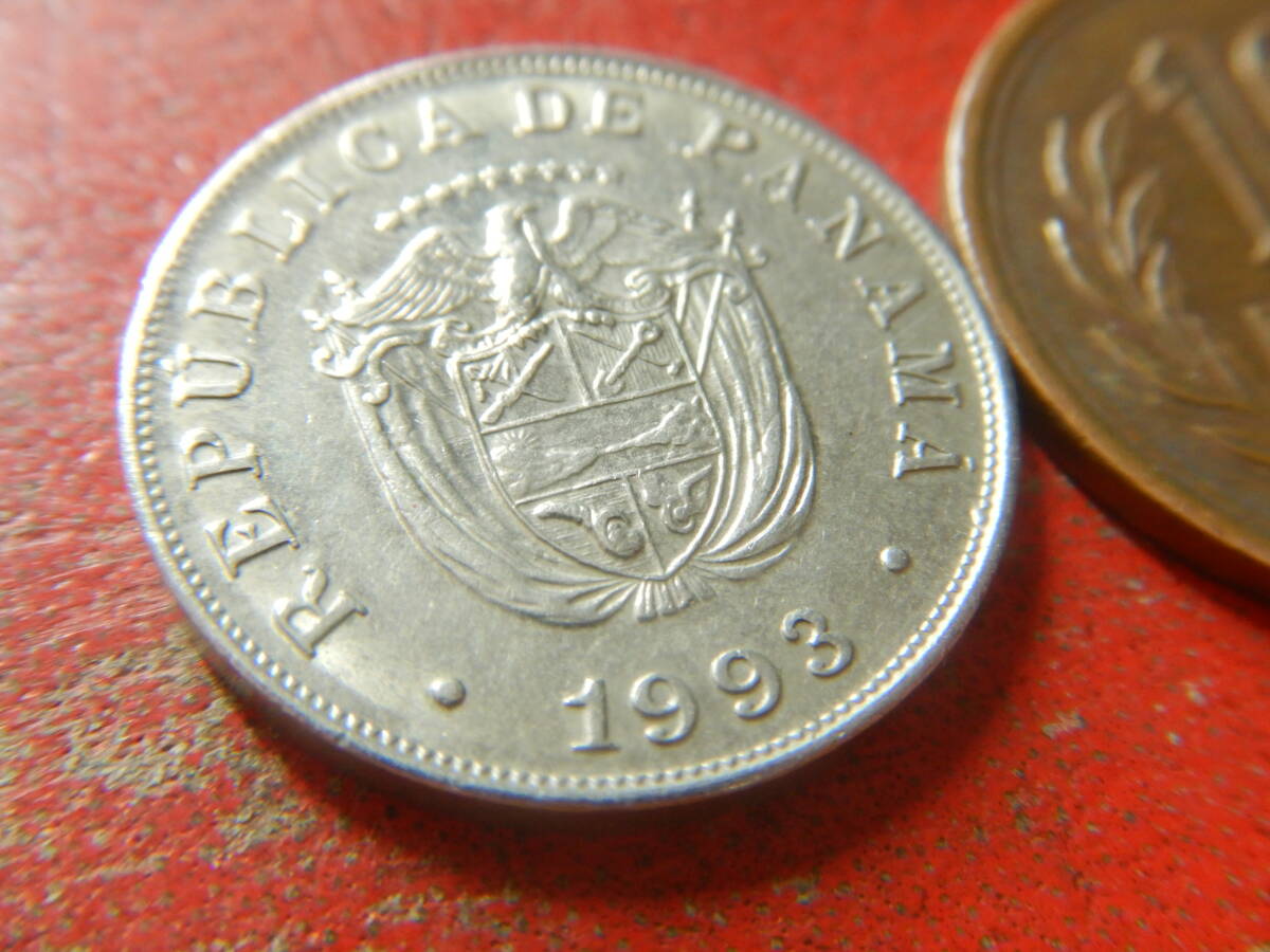外国・パナマ／５センテシモ白銅貨（1993年）　240327_画像3