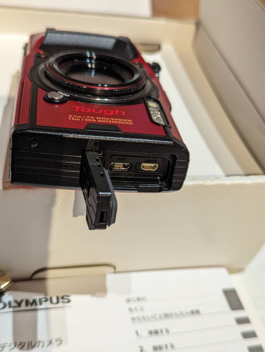 OLYMPUS オリンパス　防水カメラ　Tough TG-6 RED 完全動作品　使用僅少　付属品完備_画像8