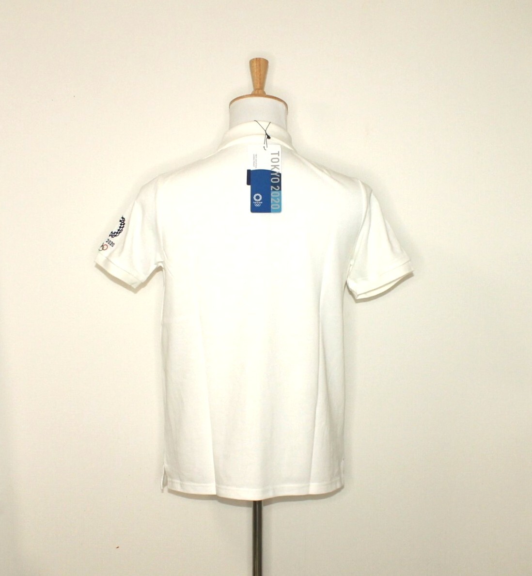 2-273.未使用タグ付き TOKYO2020 東京オリンピック 公式ライセンス商品 ポロシャツ メンズ Mサイズ ホワイト トップス 長期保管品の画像2