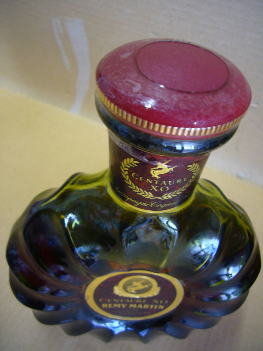 古酒　希少　CENTAURE　XO　REMY　MARTIN　CHAMPAGNE　COGNAC　700ｍｌ　40°　未開封品　外箱付　当時物_画像4