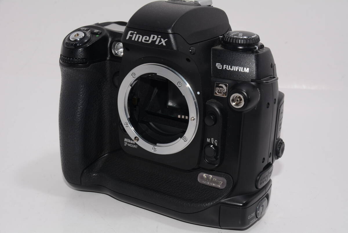 【外観特上級】FUJIFILM FinePix S3Pro デジタル一眼レフカメラ　#a12226_画像1