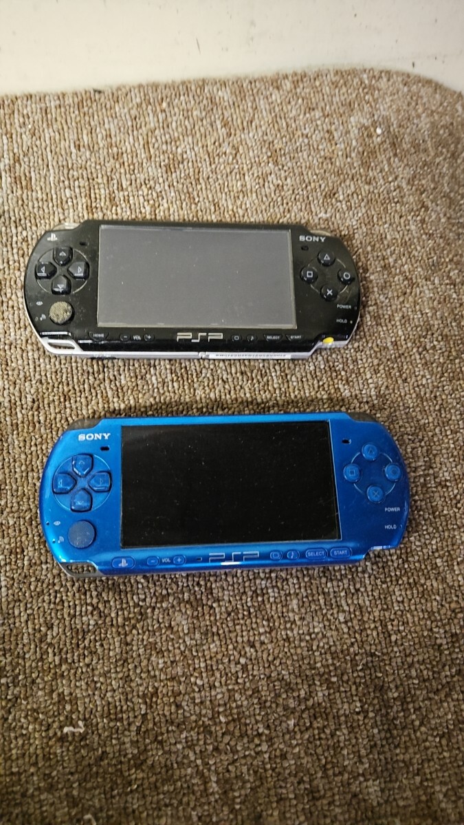 PSP 3000他 まとめ 本体 5台セット 部品取りSONY 動作未確認 中古品 現状品 PSP SONY ソニー_画像3