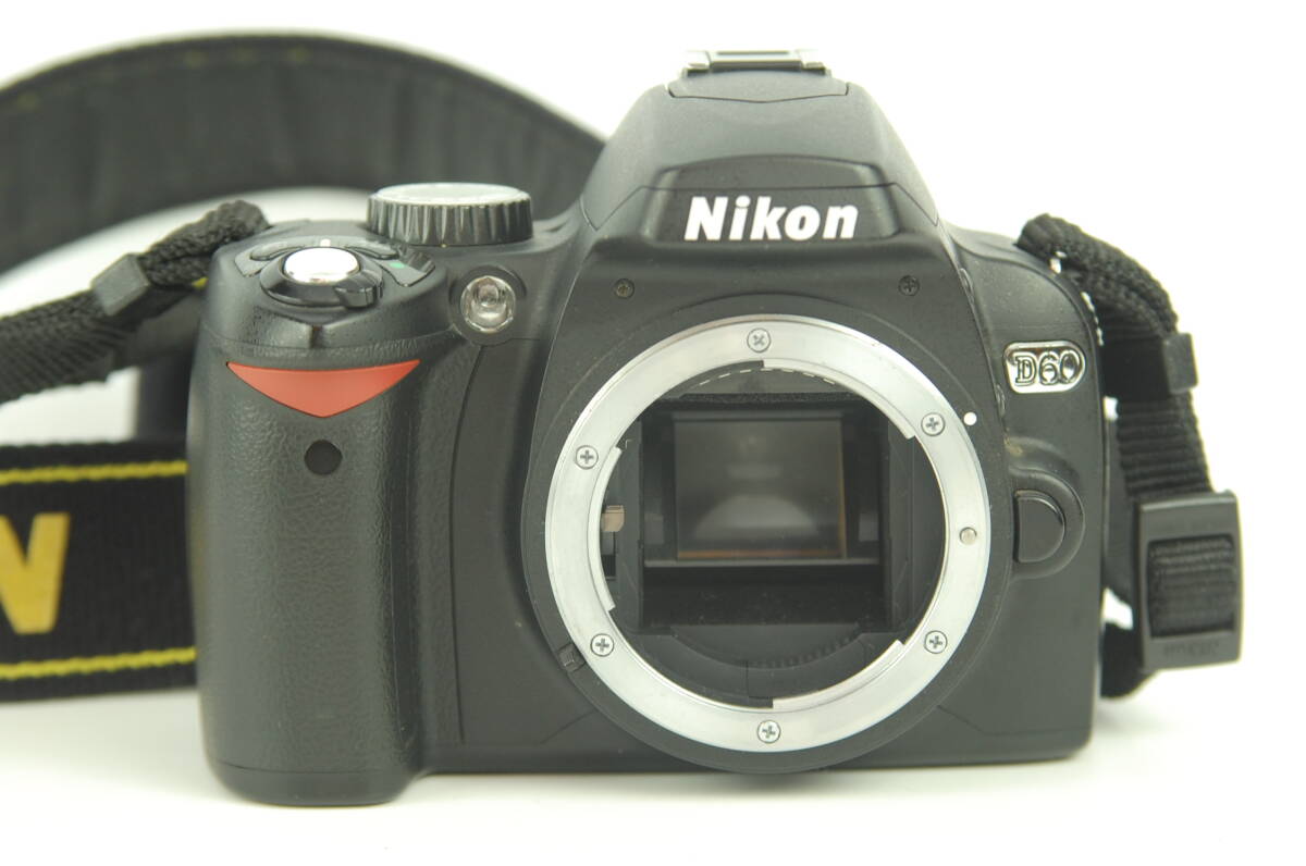 ■美品■ ニコン Nikon D60 デジタル一眼レフボディ ブラック 充電器 バッテリー ストラップ付き_画像3