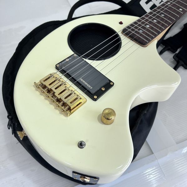 J2-3132【美品】FERNANDES/フェルナンデス ZO-3C ぞうさん ゴールドパーツ アンプ内蔵ギター ソフトケース付 ()_画像2