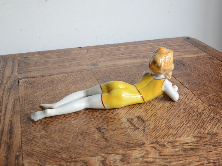 アンティークデザイン 置物 女性モチーフ 陶器 オブジェ 水着人形 フィギュア バカンス ドール ヴィンテージ
