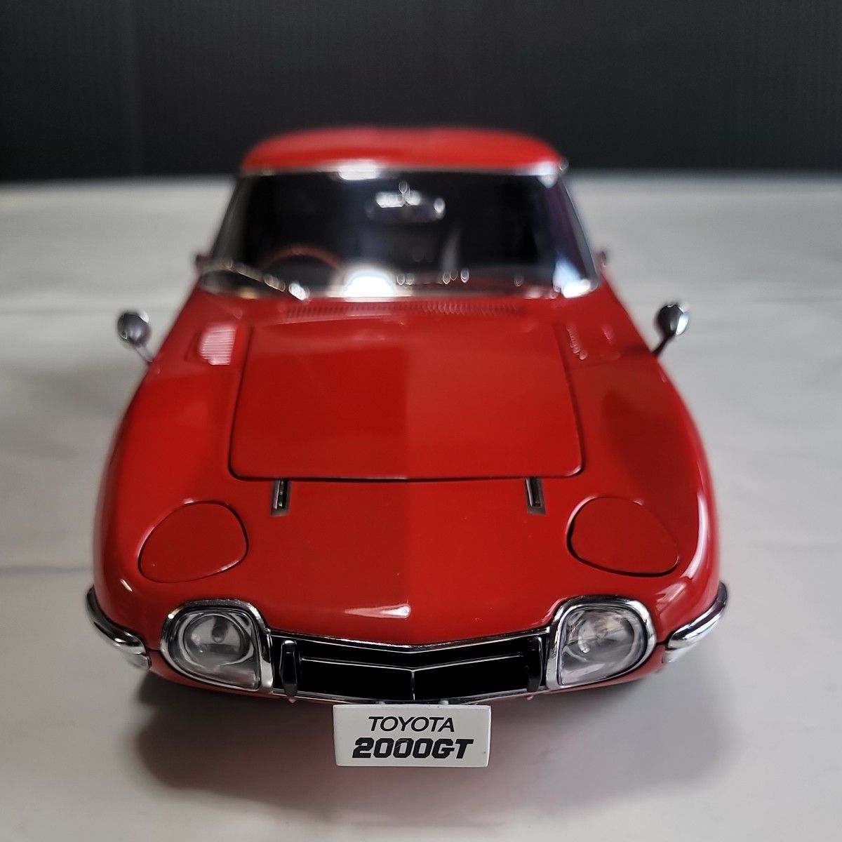 AutoArt オートアート トヨタ 2000gt 1/18