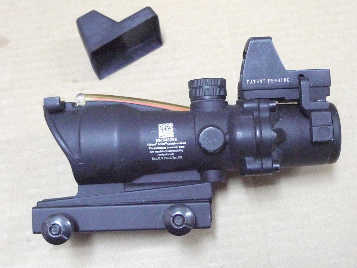 メーカー不明レプリカ・Trijicon トリジコン ACOG TA01 集光式 3倍率？ スコープ+RMR型 オープン ダットサイト・中古_画像3