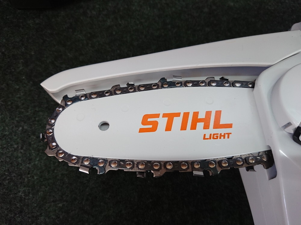 未使用 STIHL スチール 10.8V ガイドバー10㎝ 充電式チェンソー GTA26 替チェン2本付の画像3