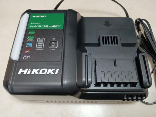 未使用 HIKOKI ハイコーキ 36V／18V／14.4Vバッテリ用急速充電器 UC18YDL2_画像1