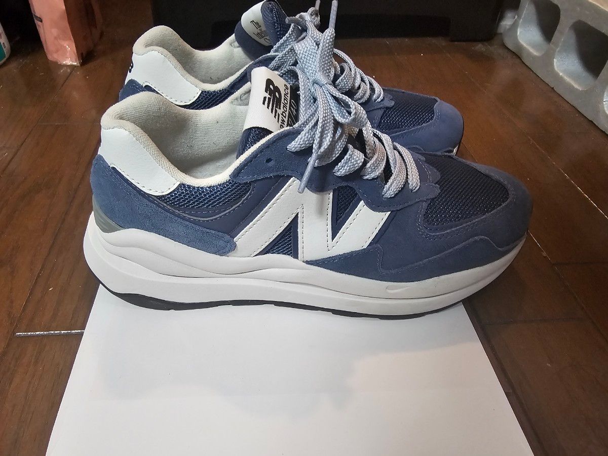 お値下げしました☆ニューバランス New Balance M5740 VPA