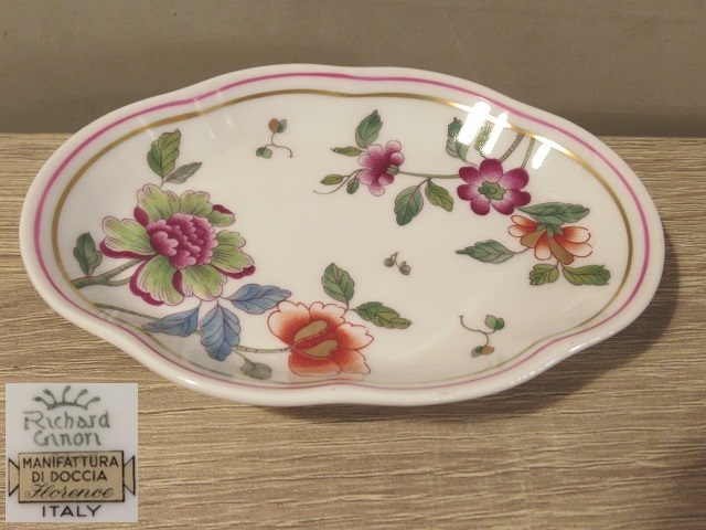 〓GINORI 1735／Richard Ginori（ジノリ1735/リチャード ジノリ）グランデューカ 小皿 トレイ ミニオーバルディッシュ プレート 金彩 ξの画像1