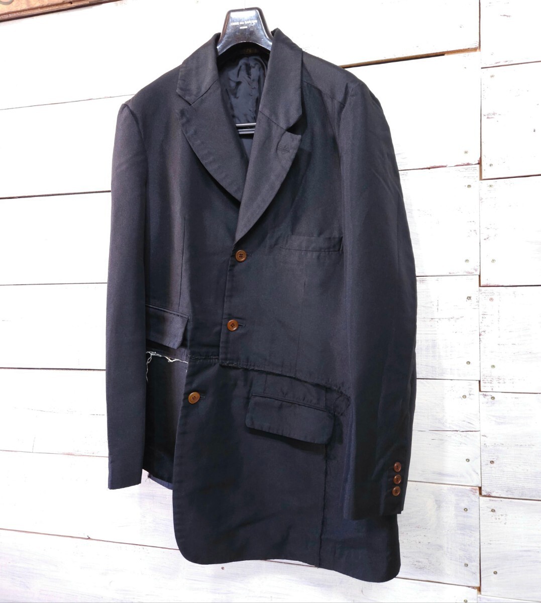 美品☆COMME des GARCONS HOMME PLUS コムデギャルソンオムプリュス PF-J059 製品加工 アシンメトリー テーラードジャケット メンズS 変形_画像1