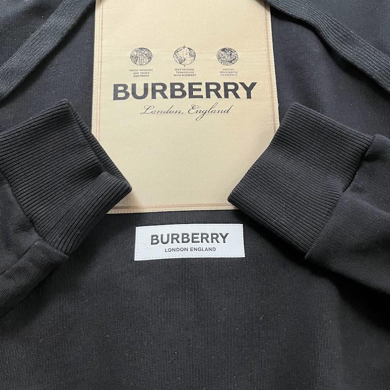 極美品 現行 BURBERRY バーバリー 23SS パーカー スウェット フーディー プルオーバー ブラック 黒 ビッグロゴ プリント コットン XSの画像5