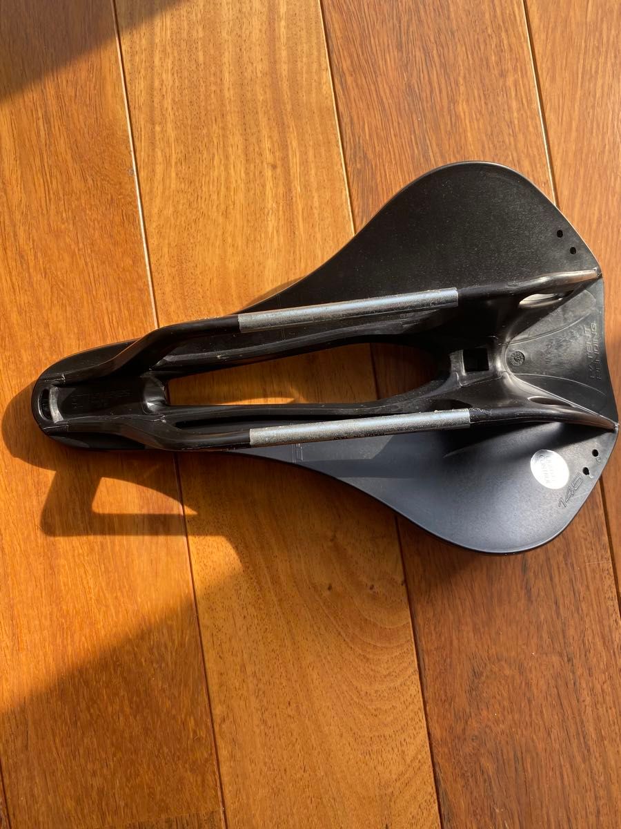 Selle Italia セライタリア NOVUS BOOST EVO S.F L  サドル(ショート)