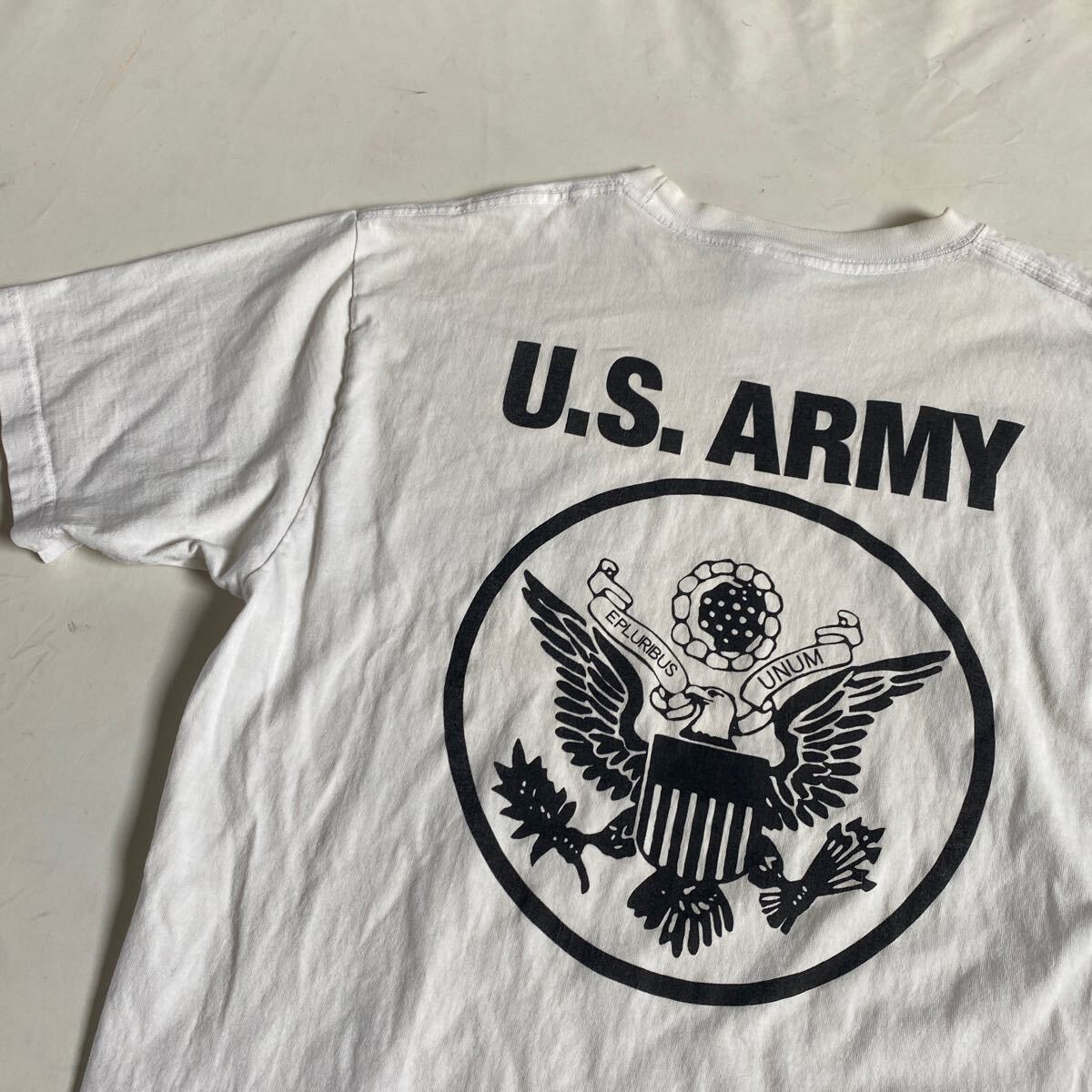  U.S,ARMY EPLURIBUS UNUM Tシャツ サイズL 肩幅48~49 身幅55 着丈70_画像1