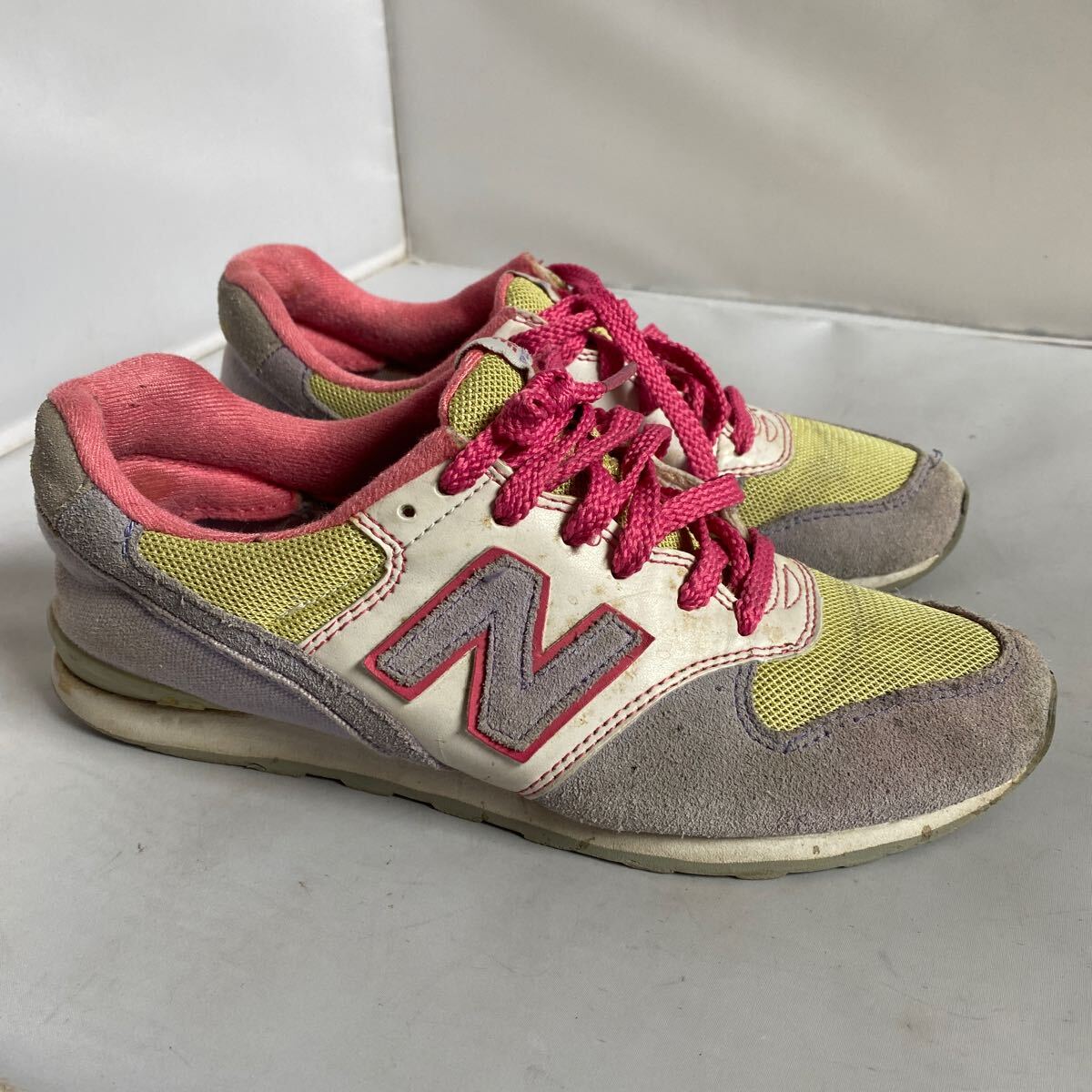 セール 即決1円 996 ニューバランス 25.0cm/new balance イエロー グレー ブロンズ 中古 古着 スニーカーの画像6