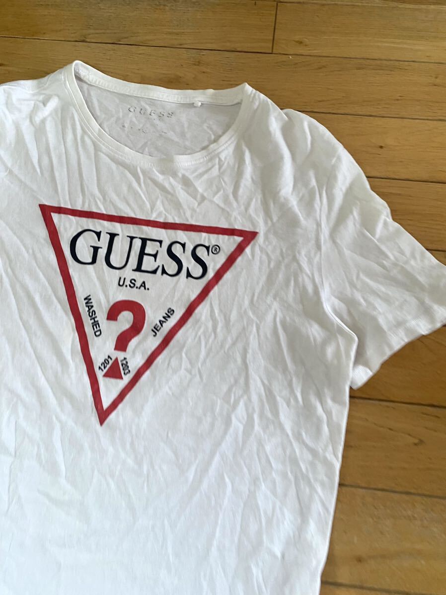 セール 即決1円 GUESS ゲス メンズ ロゴプリント クルーネック 半袖Tシャツ 白 中古の画像1